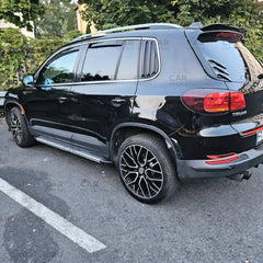 Volkswagen Tiguan Rear Window Louvers Kit (2pcs) – Easy Installation